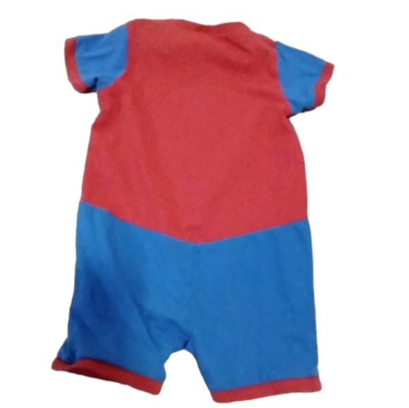 Size 4-6 M baby boys Superman onesie pajamas - Picture 3 of 11